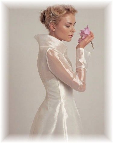 Tintorería - Lavandería Garbiñe mujer con vestido de novia